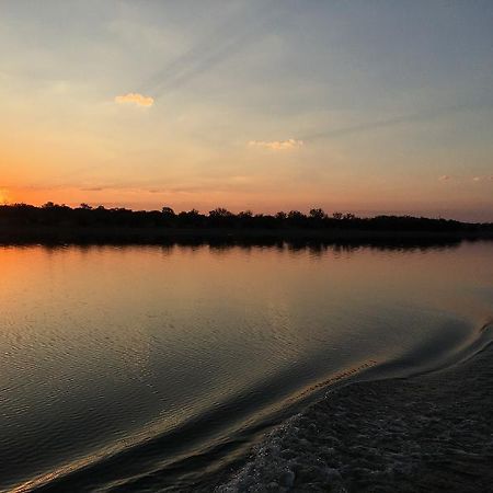 Mziki Safari Lodge Beestekraal  Ngoại thất bức ảnh